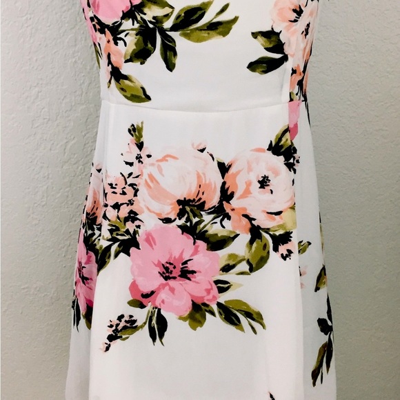 NWT Dynamite Floral White Casual / Semi Formal Summer Dress - Picture 9 of 12
